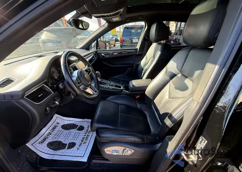 2016 Porsche Macan S z USA, uszkodzony, nr VIN WP1AB2A52GLB56455